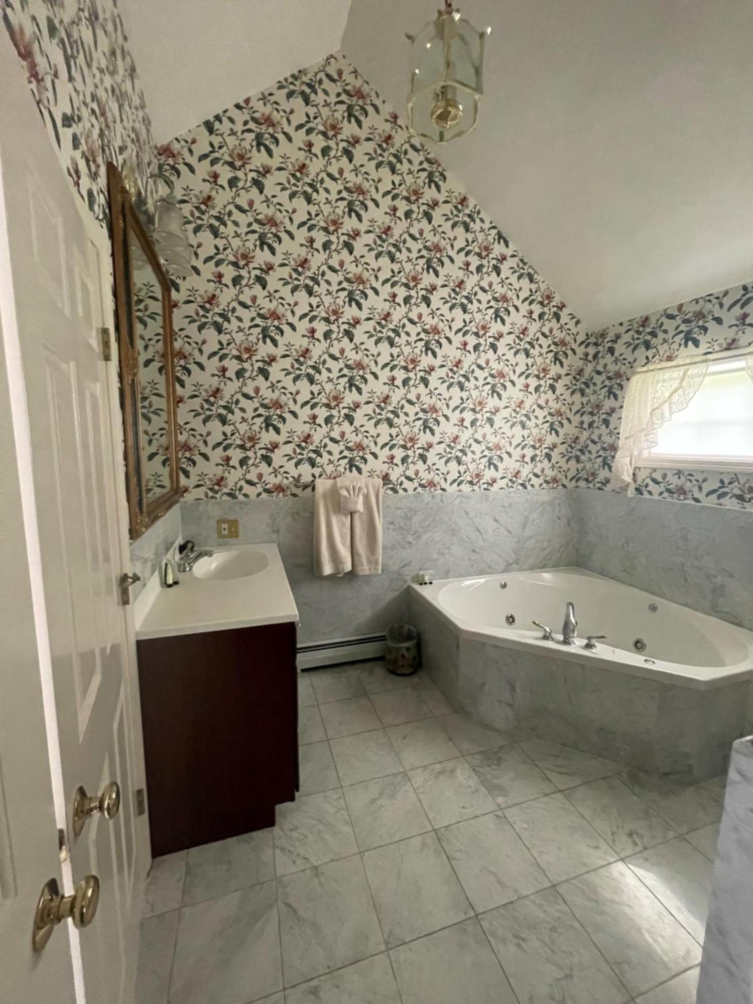 & Mini-hôtel