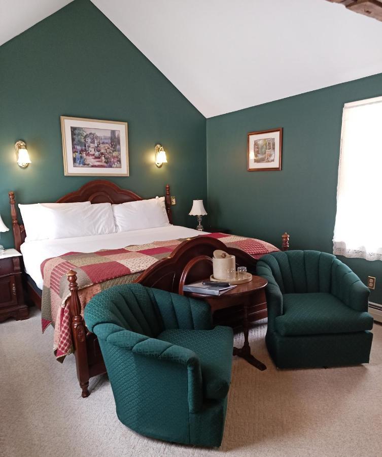 Mini-hôtel & 3*